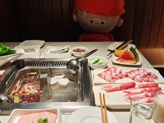 -海底捞火锅鲜切牛肉主题店(长寿路店)