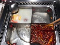 -海底捞火锅鲜切牛肉主题店(长寿路店)
