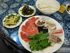-桥香园云南过桥米线(金马碧鸡店)