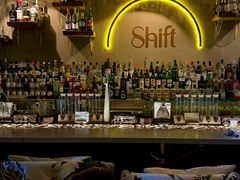 -Shift cocktail bar鸡尾酒吧