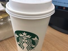 -星巴克(上海虹桥新天地二店)