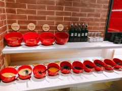 -三人行骨头王火锅(长寿店)
