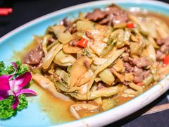 老山姜炒牛肉-原味田园·客家菜·土窑鸡(中航城君尚购物中心店)