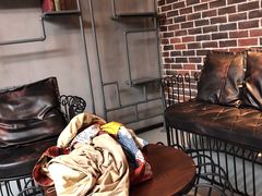 -莱茵体育生活馆