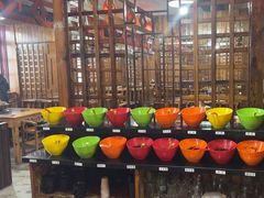 -果松木炭酸菜铜火锅·外婆参鸡汤