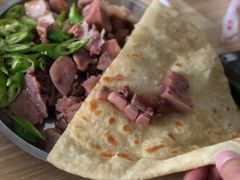 大饼卷肉-饶阳传统豆腐脑