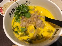 酸辣汤雪花肥牛面-和府捞面·大师店(上海漕宝路日月光店)