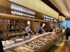 -雍和会海鲜姿造自助(湖东路店)