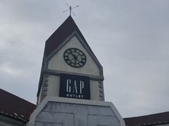 -GAP(王府井奥莱·香江小镇店)