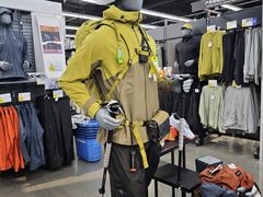 -迪卡侬(大英山店)