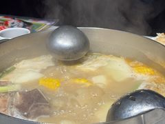 -肥仔文澳门猪骨煲(南京西路店)