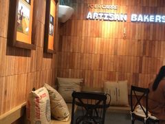 等位区-方炉·天然食材面包店(青秀店)