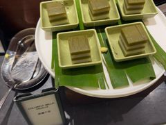 -广州万富希尔顿酒店·感趣自助餐厅·金秋蟹宴生蚝海鲜刺身