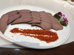 -民族手抓羊肉馆·滩羊手抓·烤全羊