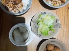 -红猪卤肉饭(大西洋美食城店)