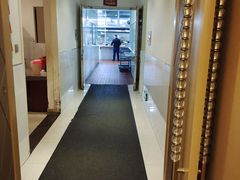 -双子楼大酒店(城开国际写字楼店)