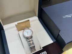 -亨得利钟表商店