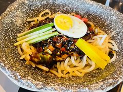 辣辣炸酱面-KCOOKING概念韩餐(世茂52+店)