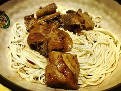 -金杨拉面王小吃面馆·牛三宝面·红烧牛肉粉