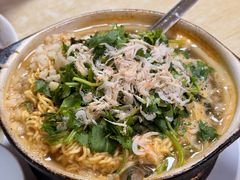 砂锅小馄饨-小许三鲜砂锅馄饨店(家多乐烟酒店)
