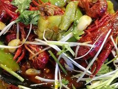 -虾弄弄海派小龙虾·牛羊蝎子火锅