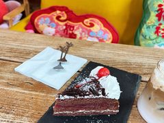 黑森林蛋糕-16毫米咖啡&酒吧(南锣鼓巷店)