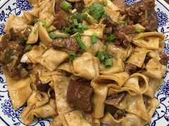 -壹阁胡羊焖饼(特色小吃街店)