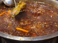 -肖肖酸萝卜鱼火锅(总店)