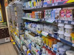 -全家便利店(愚园店)