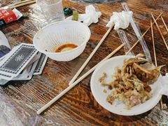 -亮亮虾城·地道油焖大虾(吴家山总店)