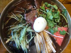 特色现压冷面-聚合鑫东北熏酱熟食麻辣面(长阳店)