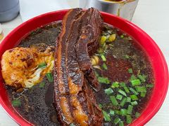 -小龙大肉面馆