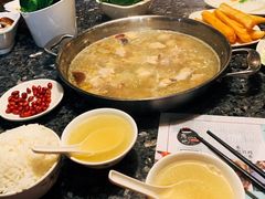 -一席地·本地鸡窝·杭帮鸡火锅(萧山银隆百货店)