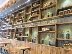 大堂-星巴克臻选(湖滨道店)