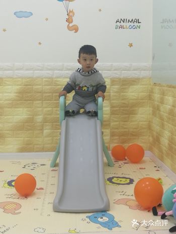 一节课45分钟，家长不进入，孩子觉得还是上的很有趣