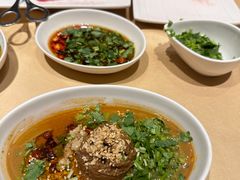 -鼎鼎香·港式火锅(北京SKP店)
