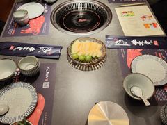 -牛村来人潮汕牛肉火锅(西单店)