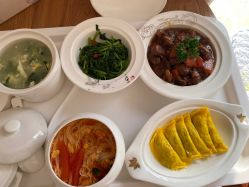 -菁幼月子会所(儿童医院店)