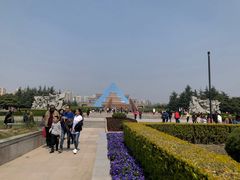 -上海市龙华烈士陵园