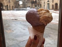 -Gelateria Dondoli