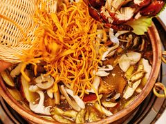-菌海森林·非遗野生菌火锅(西山区滇池路摩根道店)