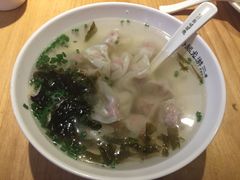 小馄饨-凤起龙游老面包子(凯德晶品店)