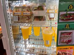 -新侨三宝乐面包店(崇文门店)