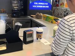 -瑞幸咖啡(凤凰海负一楼美食街店)