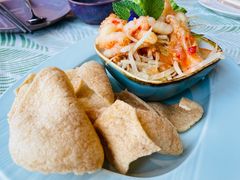 鸡爪青木瓜沙拉拼泰国龙虾片-蕉叶·广州明星泰国菜(保利广场店)