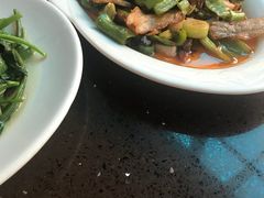 -杨肥肠火锅大排档(火车站花园店)