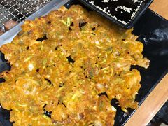 泡菜饼-肉甲韩国木炭烤肉(新壹街1店)