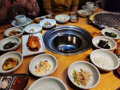 韩国特色风味小菜-金顺韩式烤肉·网红烤肉店(广利路店)