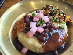 -包整·丝娃娃(一览甲秀楼风景店)