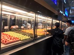 面包甜点陈列柜-LELECHA乐乐茶(上海五角场万达广场店)